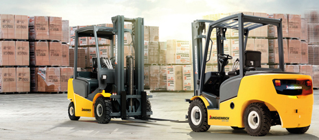 Xe nâng chạy bằng gas